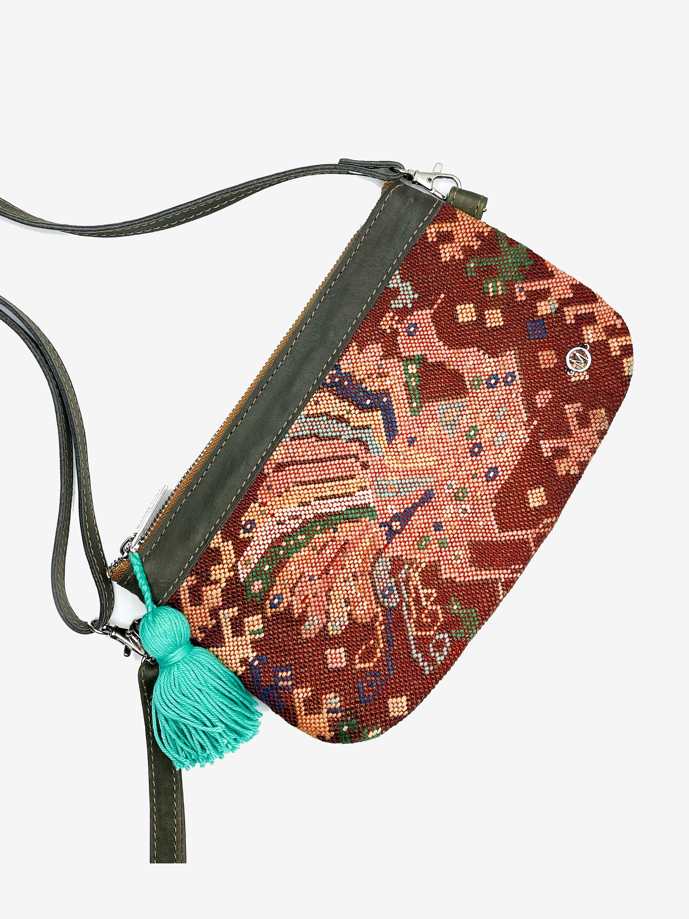Crossbody Clutch Bag, One Of A Kind Bag, Leather Bag, Huipil Clutch, Clutch Purse, Wristlet Clutch Made in Guatemala SPR033