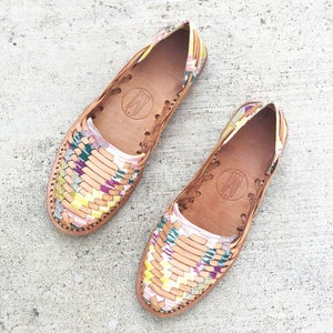 Vintage - Daisy Huarache Sandals