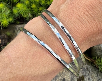 Gehamerde sterlingzilveren armband - handgemaakte armband