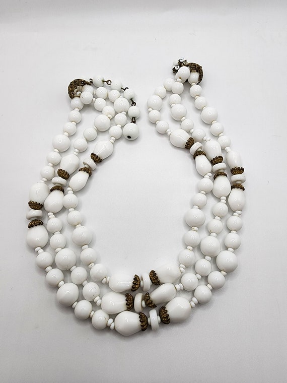 MIRIAM HASKELL Mid Century Milk Glass Necklace Ic… - image 1