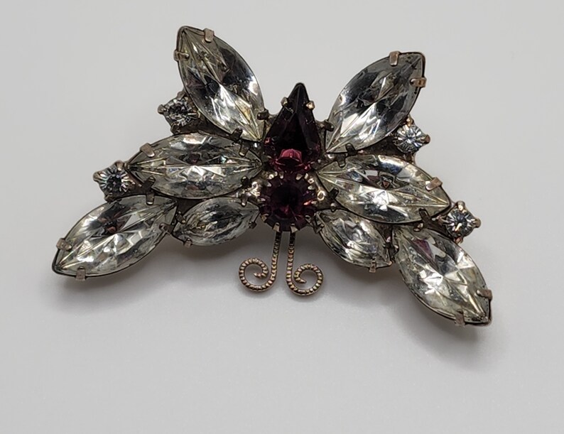 Broche Vintage Papillon - Modèle LDADPR - Bijou D'occasion - Détails à Vérifier