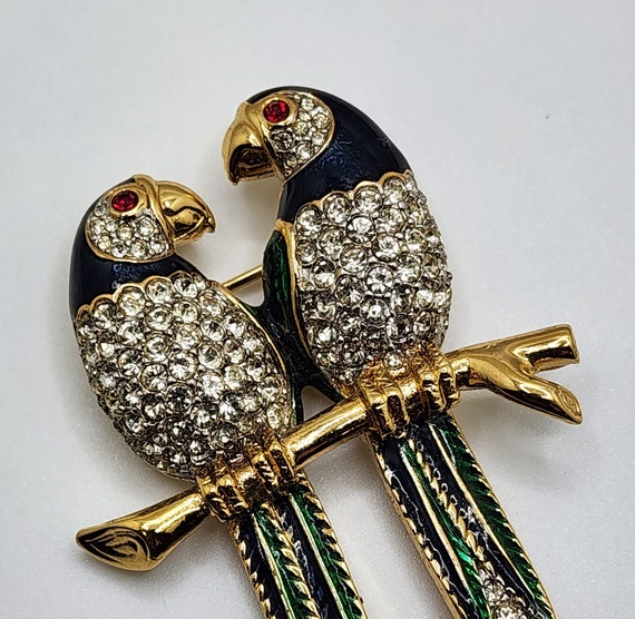 D'ORLAN Parrot Pair Brooch Stunning Vintage Jewel… - image 1