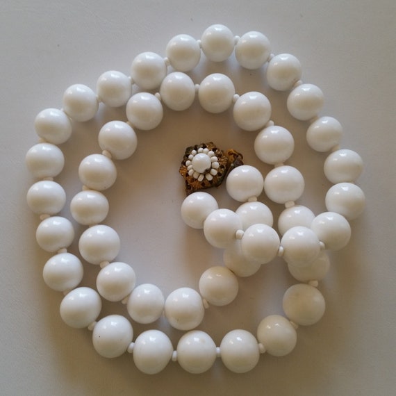 Marvelous Mid Century MIRIAM HASKELL Milk Glass Necklace~24 Inch White Glass Beads~Signed Collectible Designer~Vintage Costume Jewelry