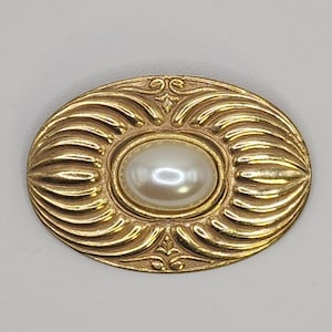 Lovely MIRIAM HASKELL Brooch Luminous Faux Pearl Repoussé Gold Tone Pin Gift Authentic Collectible Designer Vintage Jewelry Present