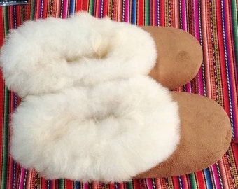 The best peruvian Alpaca Pink Slippers all sizes