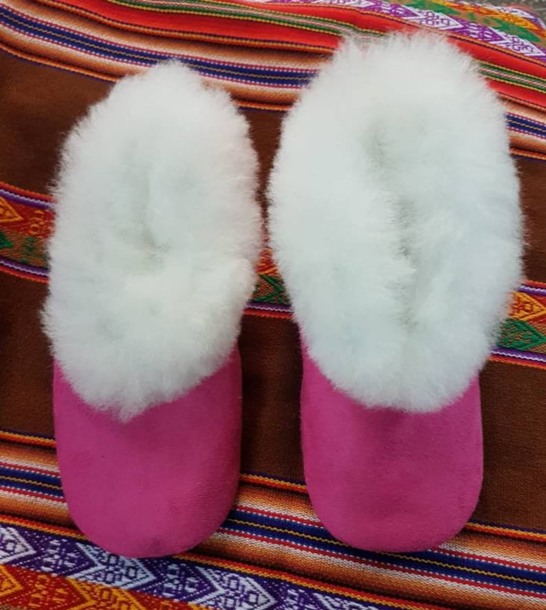 The best peruvian Alpaca Pink Slippers all sizes