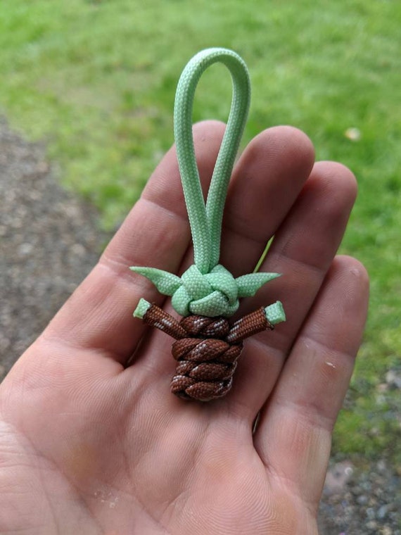 Baby alien The Child paracord keychain zipper pull fob bead