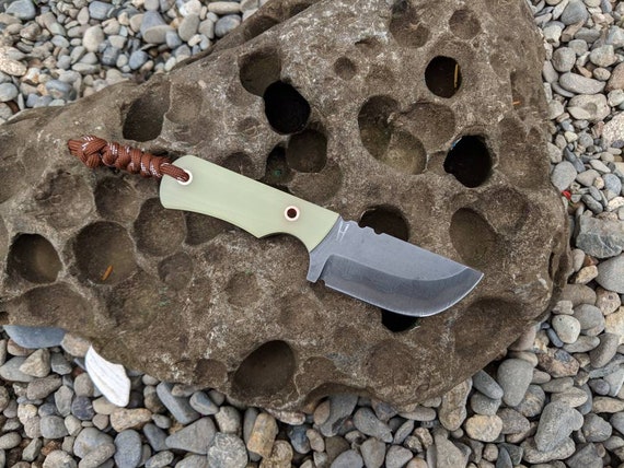 Mini Hunter. Custom handmade fixed blade hunting knife