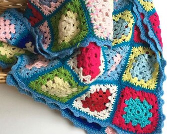 lovely vintage granny blanket