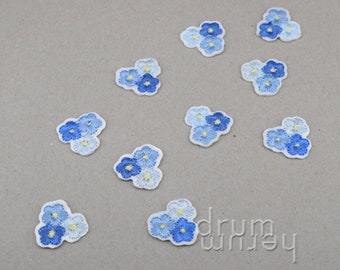 10 Blumen Patches zum Aufbügeln 2 x 2 cm blau