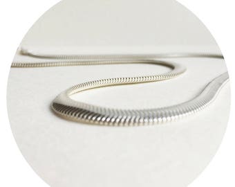 Sterling Silber flache Schlangenkette / Halskette Schlange / Schlangen / minimalistisch / MINIMA Schmuck
