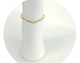Recycled Gold Wishbone Ring: Minimalist Chevron Wedding Band