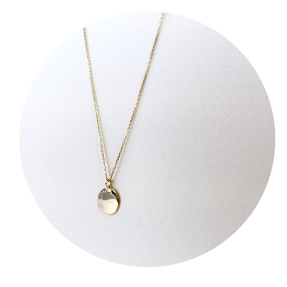 9ct gold disc pendant