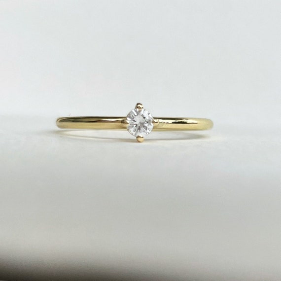 Recycled diamond 2024 engagement rings