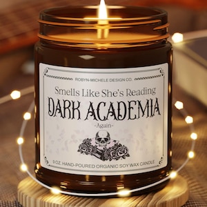 Dark Academia Gift for Her, Smells Like She&#39;s Reading 9 oz. Candle, Bookworm Gift, Literary Candle, Bookish Gifts, Relaxing Soy Candle