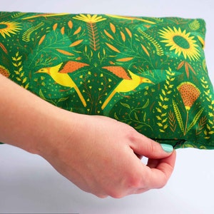 Birds & Foliage cushion image 3