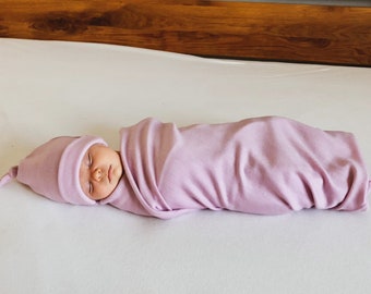 MERINO WOOL swaddle BLANKET and knotted beanie hat for newborns | Baby neutral blanket set