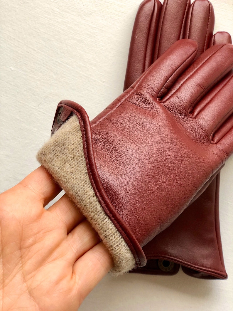 Cashemere Lined Gloves,Gloves UNISEX,Womens Leather Gloves,Blask Leather gloves,gift for girls,mom,mother day,Long Gloves,Classic Gloves image 3