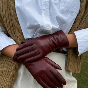 Cashemere Lined Gloves,Gloves UNISEX,Womens Leather Gloves,Blask Leather gloves,gift for girls,mom,mother day,Long Gloves,Classic Gloves