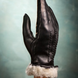 FUR Lined Gloves,Gloves UNISEX,Womens Leather Gloves,Blask Leather gloves,gift for girls,mom,mother day,Long Gloves,Classic Gloves