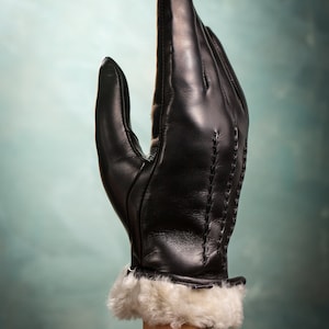 FUR Lined Gloves,Gloves UNISEX,Womens Leather Gloves,Blask Leather gloves,gift for girls,mom,mother day,Long Gloves,Classic Gloves