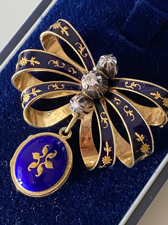 Antique Diamond enamel pendant brooch gold