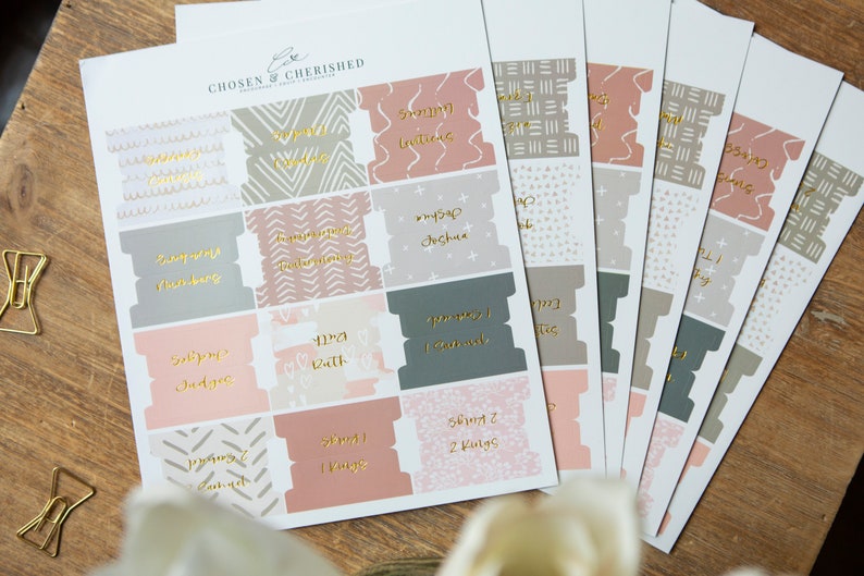 May include: A set of printable labels with different patterns and gold lettering. The labels are for organizing items such as "Soup", "Breakfast", "Bath", "Snacks", and "Clothes".
