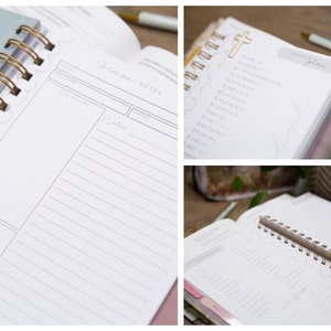 Op de afbeelding: Een wit spiraalgebonden notitieboek met gouden ringen. De omslag heeft de woorden "Sermon Notes" erop gedrukt. Het notitieboek heeft gelinieerde pagina's om notities te maken. Het notitieboek heeft ook een sectie voor een "Starting Place" met een lijst van Bijbelverzen.