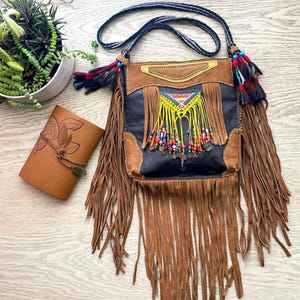 Handmade Leather Fringed Crossbody Bag: Boho Festival Style