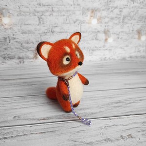 Needle felted Fox miniature Felt fox Forest animal Needle felted animal Woodland animal Fox Soft Sculptures Wool fox toy Red fox Needle Wool image 8