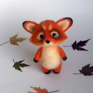 Needle felted Fox miniature Felt fox Forest animal Needle felted animal Woodland animal Fox Soft Sculptures Wool fox toy Red fox Needle Wool image 4