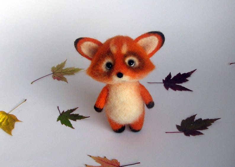 Needle felted Fox miniature Felt fox Forest animal Needle felted animal Woodland animal Fox Soft Sculptures Wool fox toy Red fox Needle Wool image 4