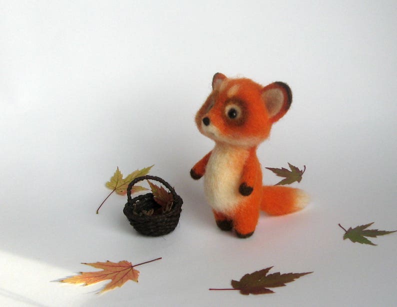 Needle felted Fox miniature Felt fox Forest animal Needle felted animal Woodland animal Fox Soft Sculptures Wool fox toy Red fox Needle Wool image 6