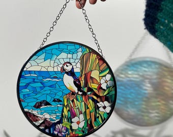 Attrape-soleil macareux : décoration en faux vitrail