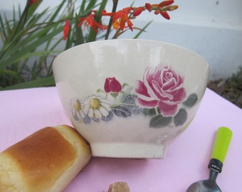 Alte Frühstücksschale Schale mit Rosen- und Gänseblümchenmuster aus den 60er Jahren