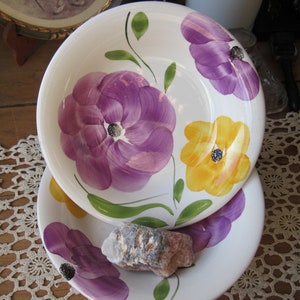 set van 4 soepborden, diepe borden, soepborden met handgeschilderd decor, borden Made in Italy uit de jaren 80