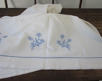 Drap en coton brodé vintage, Drap pour un lit deux personnes