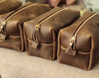Personalized Leather Dopp Kit for Men | Travel Toiletry Bag | Gift for Dad Boyfriend