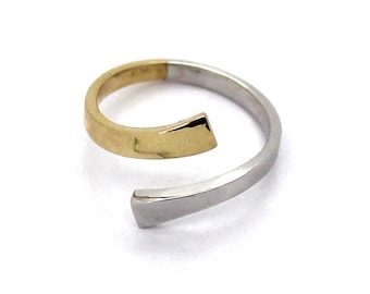 14K Two Tone Gold Crossover Adjustable Toe Ring