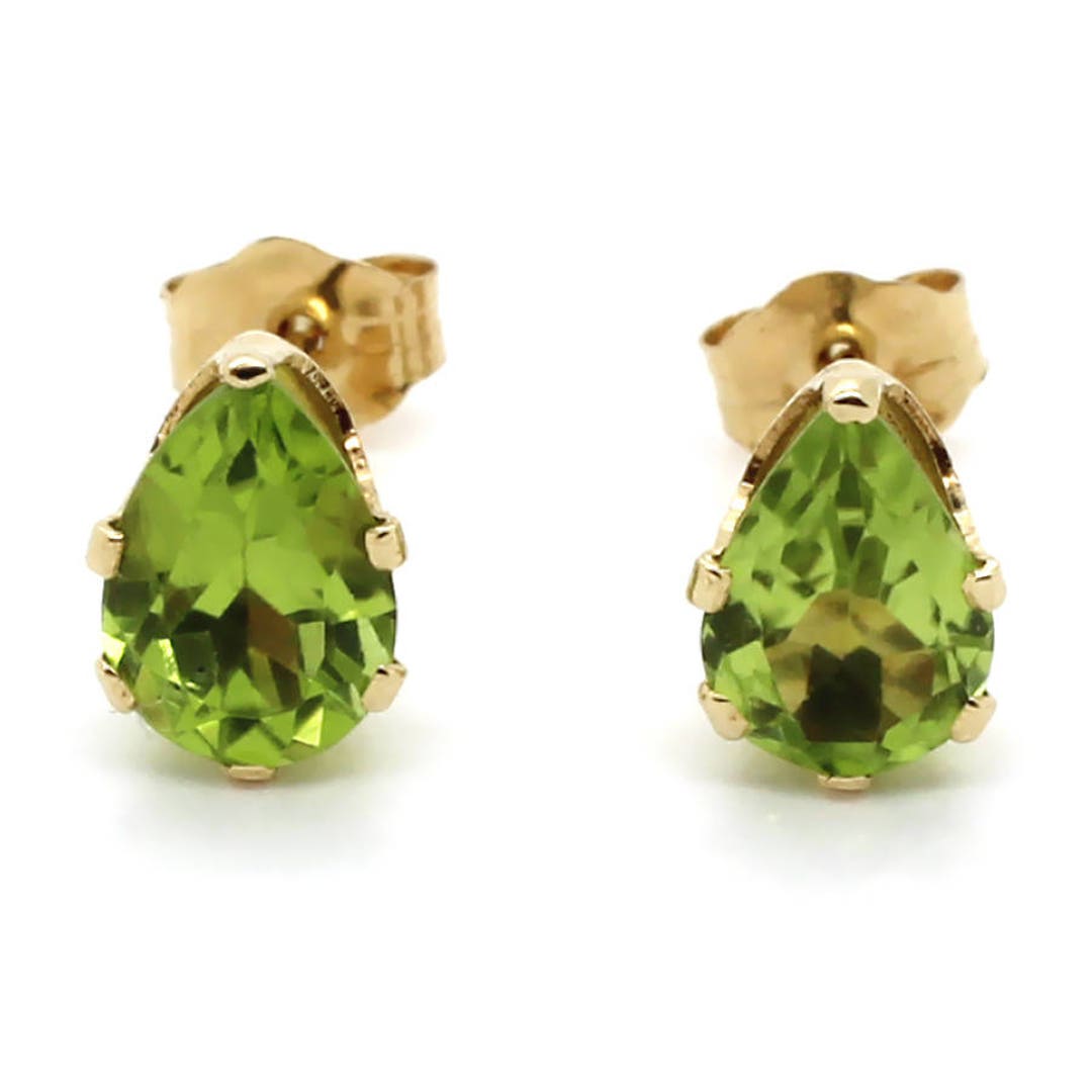 White Gold 3.03ct Pear-shaped Peridot Earrings
