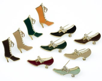 10 pcs. High Heels Stocking Brooches Pins 70s enamelled with rhinestones different colors - vintage Cinderella Shoe Pin Brooch - Boots