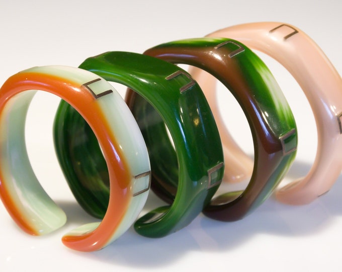 VINTAGE PLASTIC Bangles 70s Galalith Different Colors Vintage Plastic