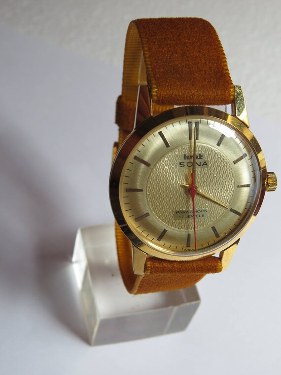 Vintage HMT SONA Para Shock 17 Jewels 