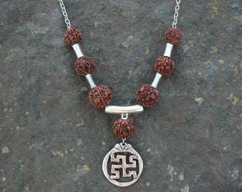 Collar Rudraksha Mala, colgante de esvástica bañado en plata, amuleto hindú