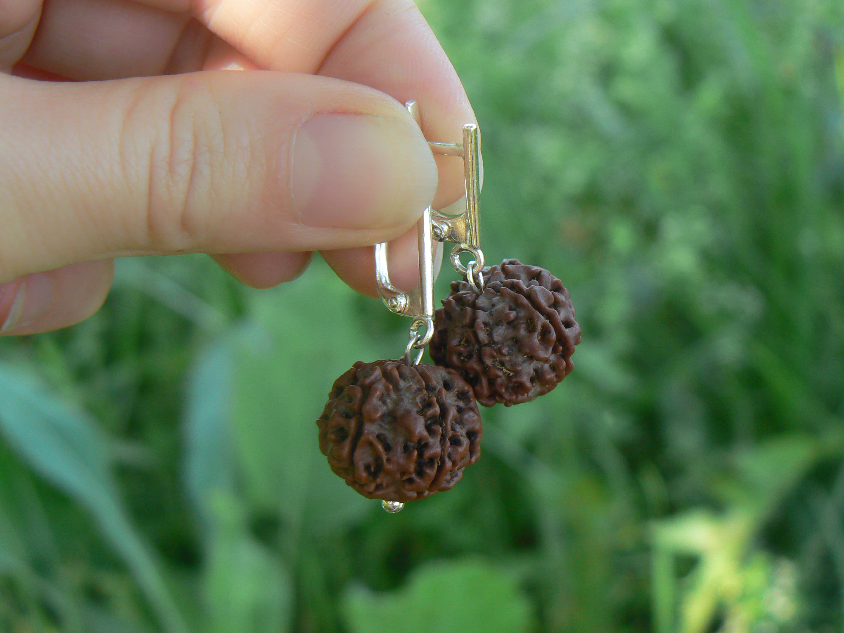 Healing seed Nature vegan Shiva Shaki Hindu jewelry Rudraksha earrings silver Healing seed Nature vegan Shiva Shaki Hindu jewelry Rudraksha earrings silver