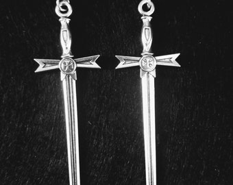 Brincos de espadas de prata antigas, brincos góticos, brincos de bruxa com cruz templária