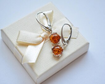 Baltc Amber Hoop Earrngs, Sterlng Slver Gemstone Hoops, Eyecatchng Statement Ear
