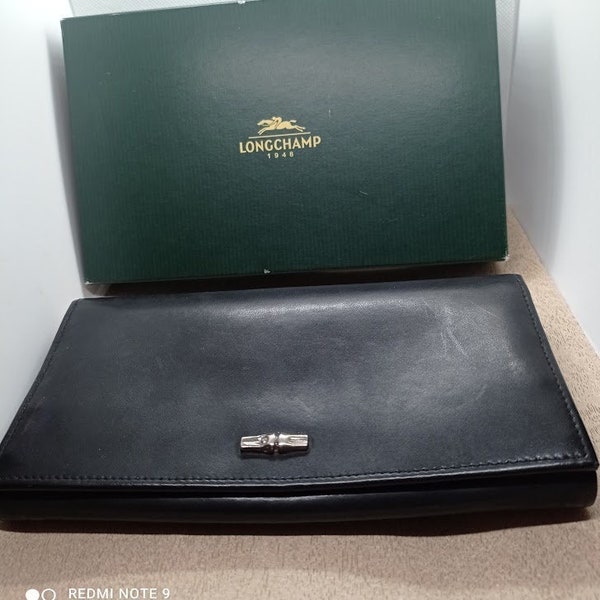 Portefeuille Longchamp en cuir noir vachette de la ligne Roseau de la maison Longchamp dans son boite originale avec la certificat, femme
