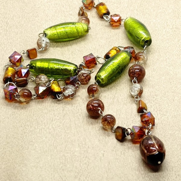 collier vintage 80s collier en perles de verre Murano de couleur marron, or, vert, collier  longue, sautoir 80s Murano costume femme