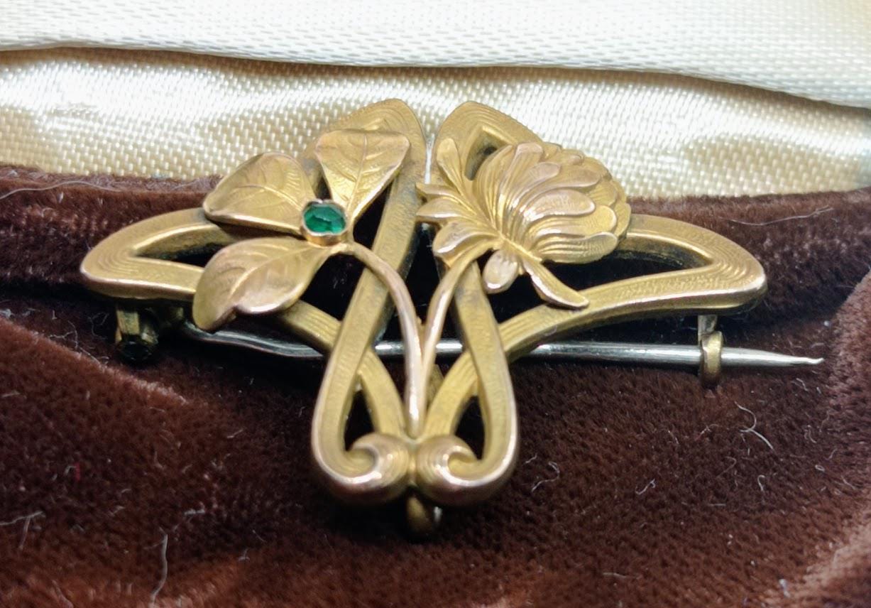 Broche/pendentif Vintage Or Floral Avec Cristal Rouge - Ancienne, Petite Taille, Occasion